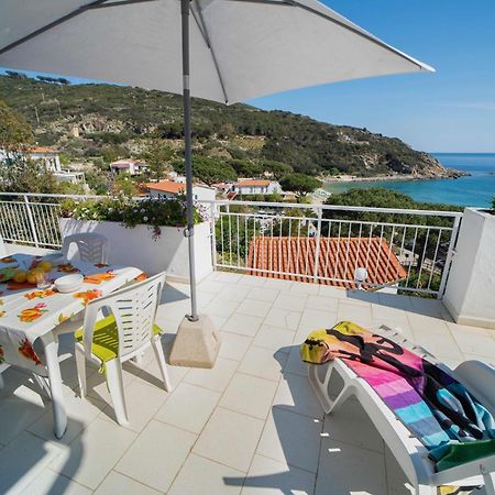 Le Sirene Aparthotel Seccheto Exterior photo