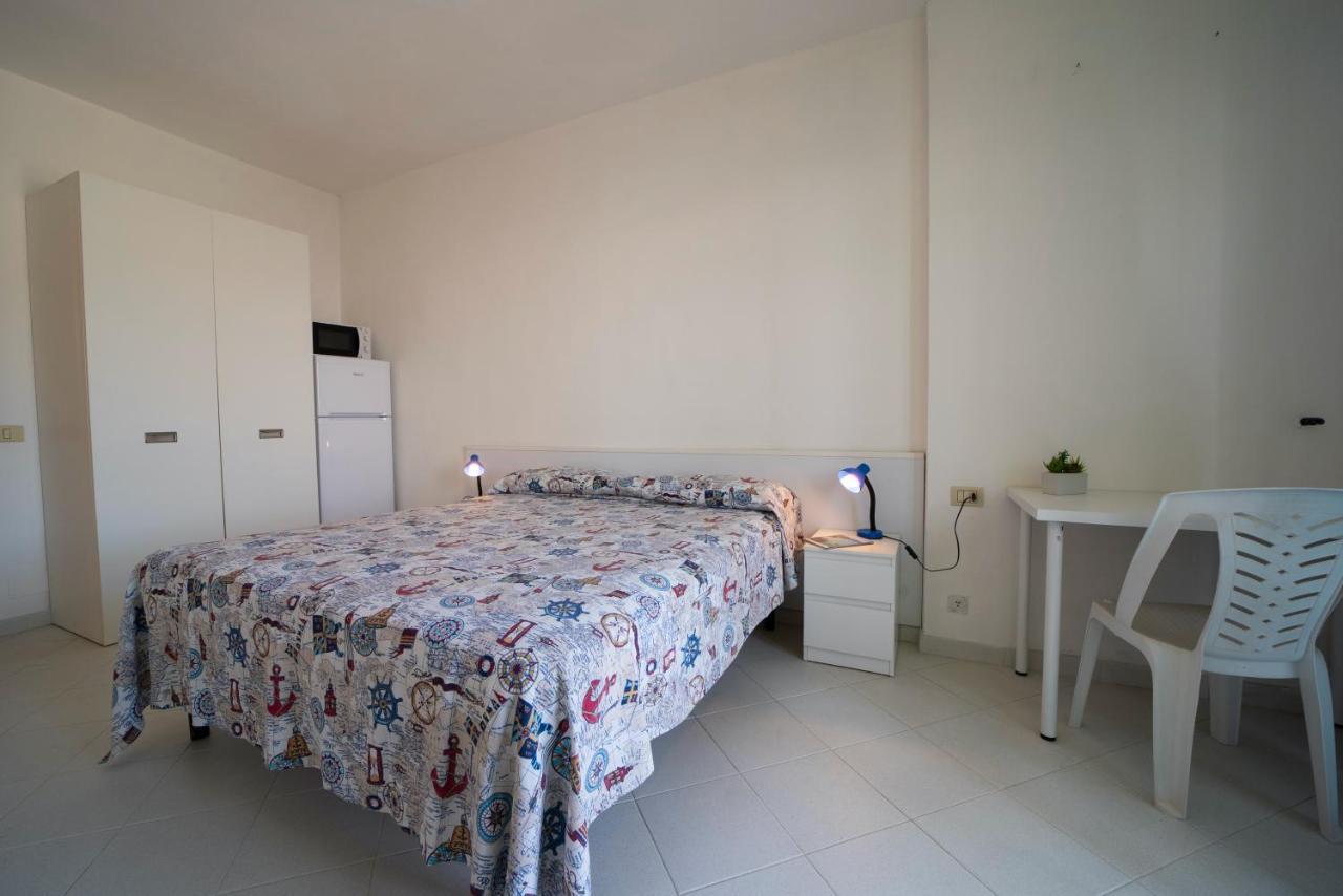 Le Sirene Aparthotel Seccheto Exterior photo