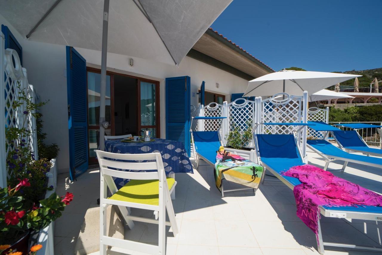 Le Sirene Aparthotel Seccheto Exterior photo