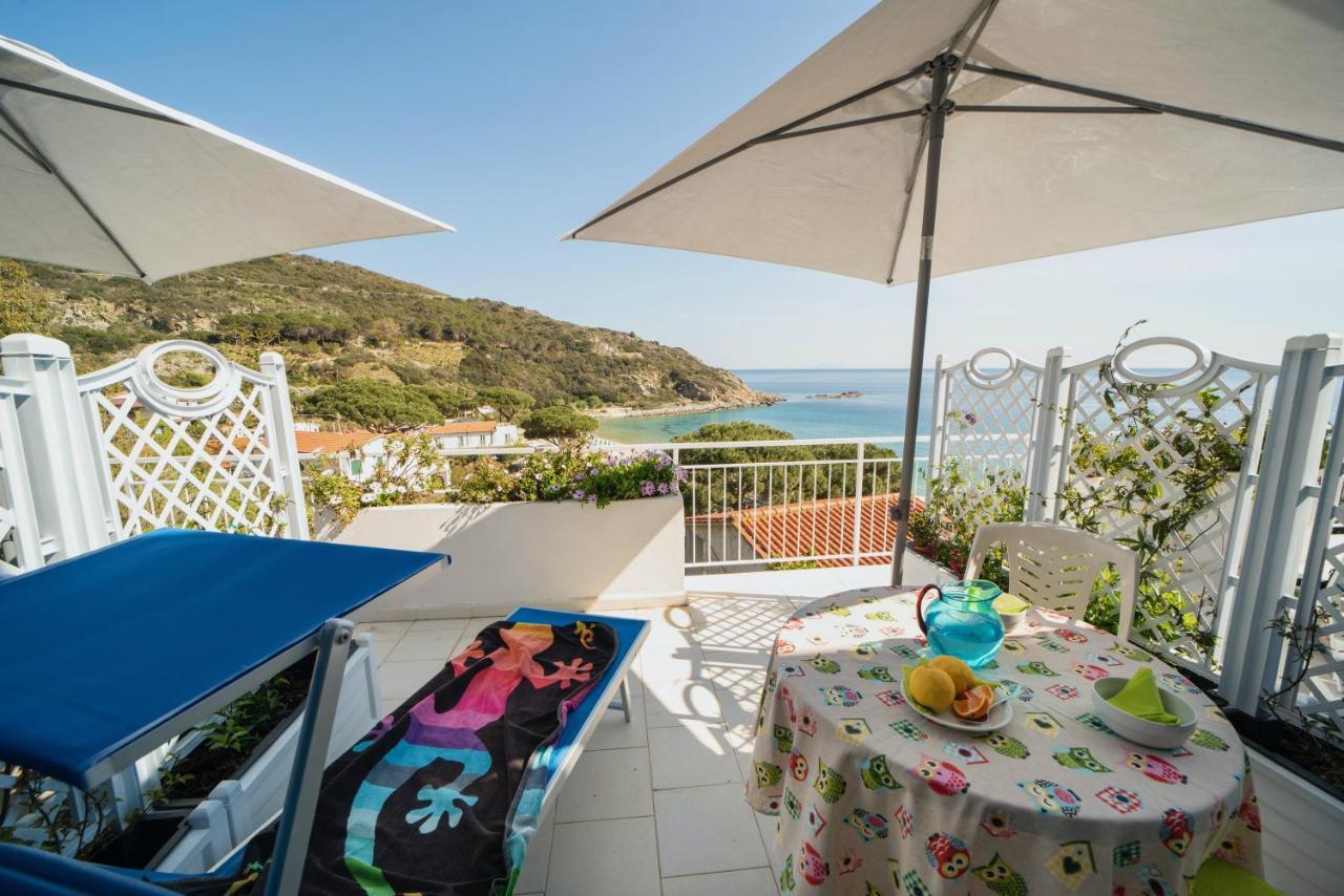 Le Sirene Aparthotel Seccheto Exterior photo