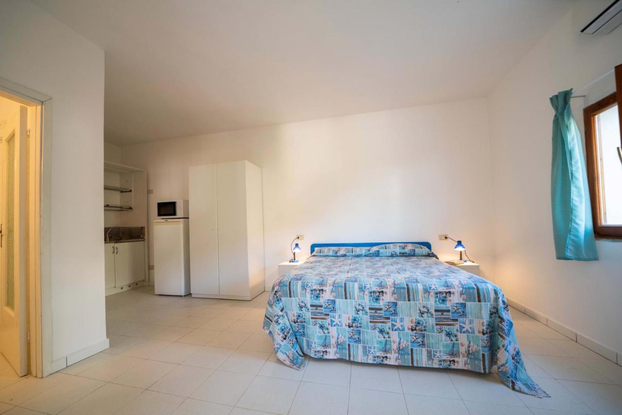 Le Sirene Aparthotel Seccheto Exterior photo
