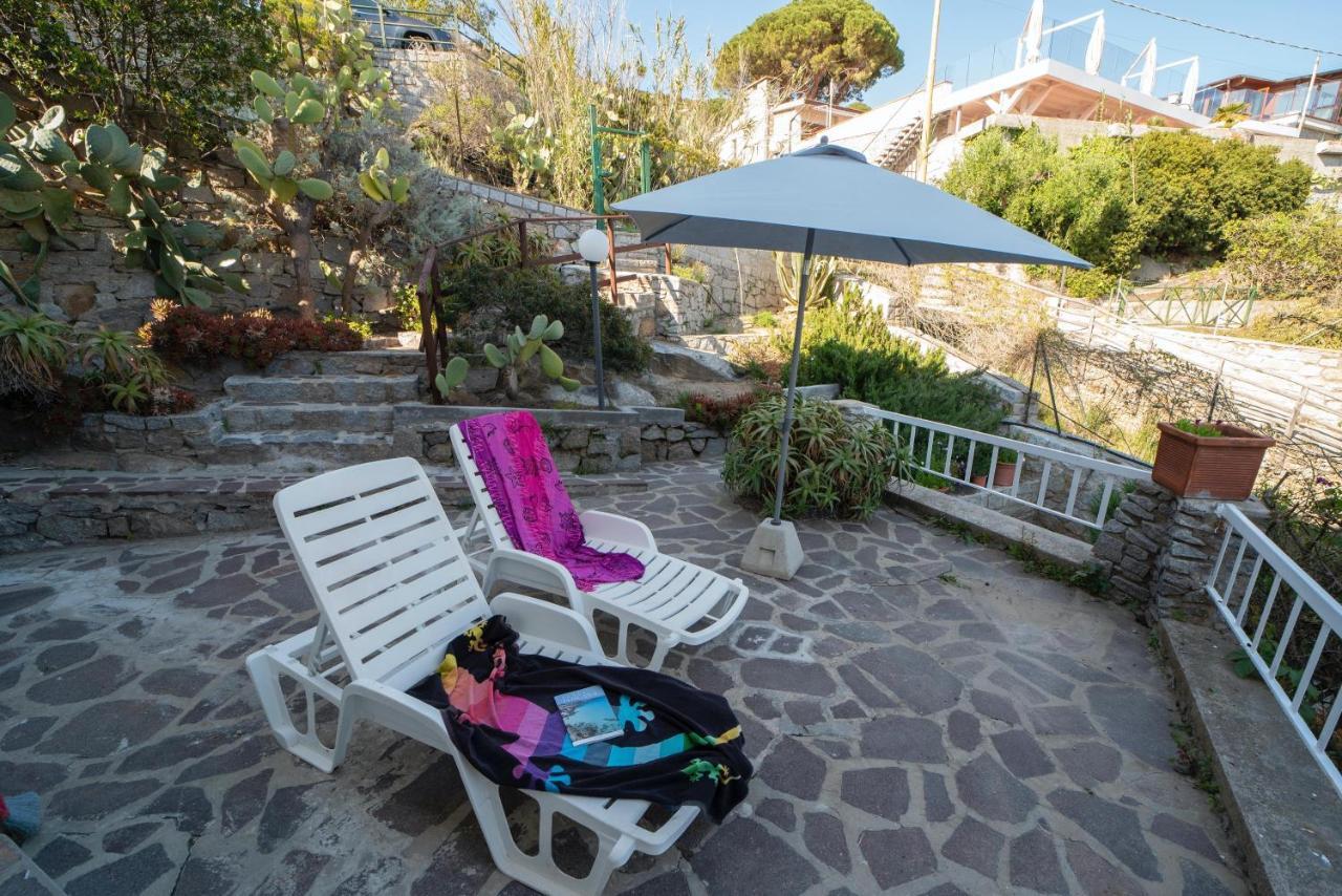Le Sirene Aparthotel Seccheto Exterior photo