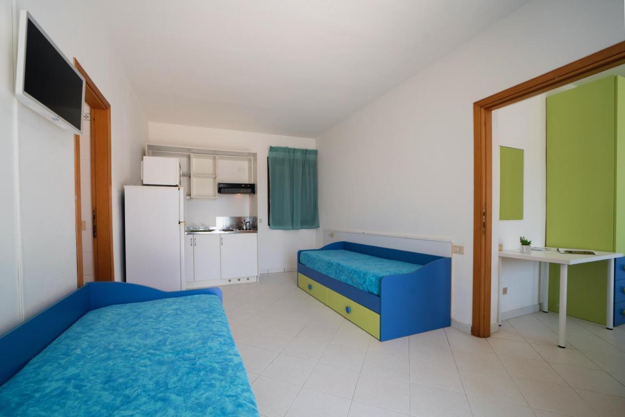 Le Sirene Aparthotel Seccheto Exterior photo