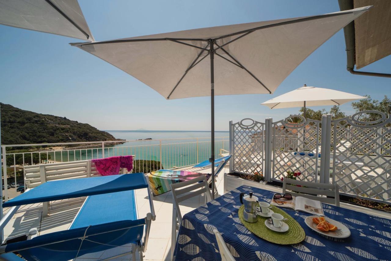 Le Sirene Aparthotel Seccheto Exterior photo